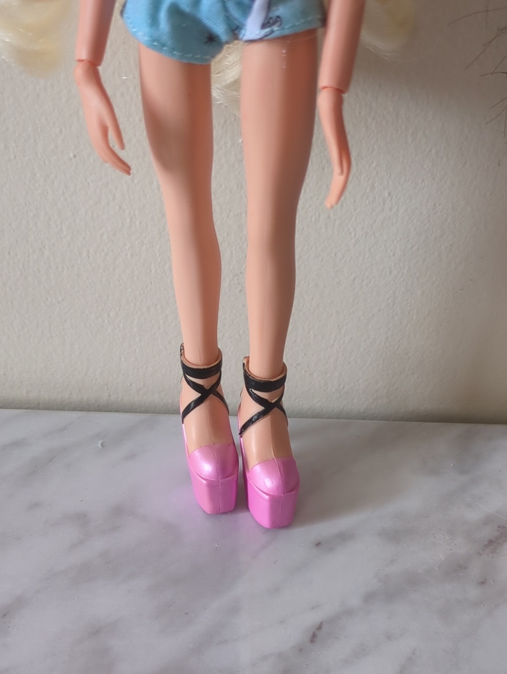 Bratz  Dolls Set - - Picture 9 of 10